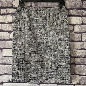Jones New York Black & White Skirt Size 6